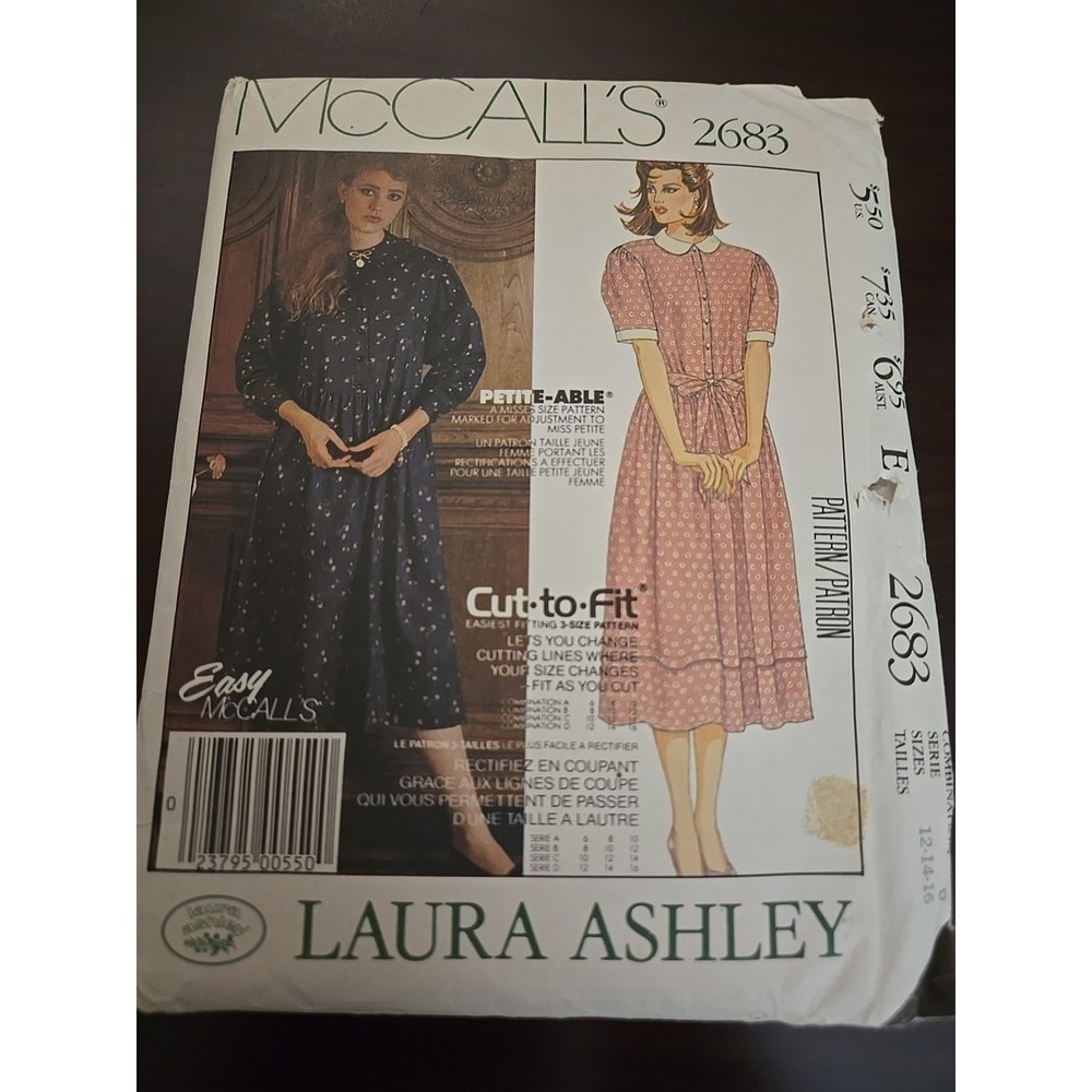 McCalls 2683 LAURA ASHLEY Cottagecore Button Front Dress Tie Belt Pan‎ Collar